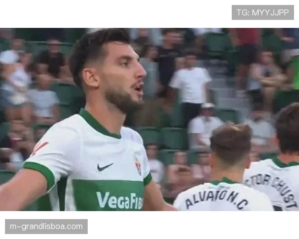 赫塔菲对阵埃尔切互交白卷 中游球队争夺各取一分